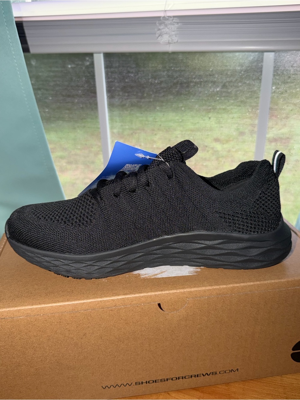 All-Black Knit Sneaker - Lightweight Athletic Shoe 7.5 - Picture 2 of 9